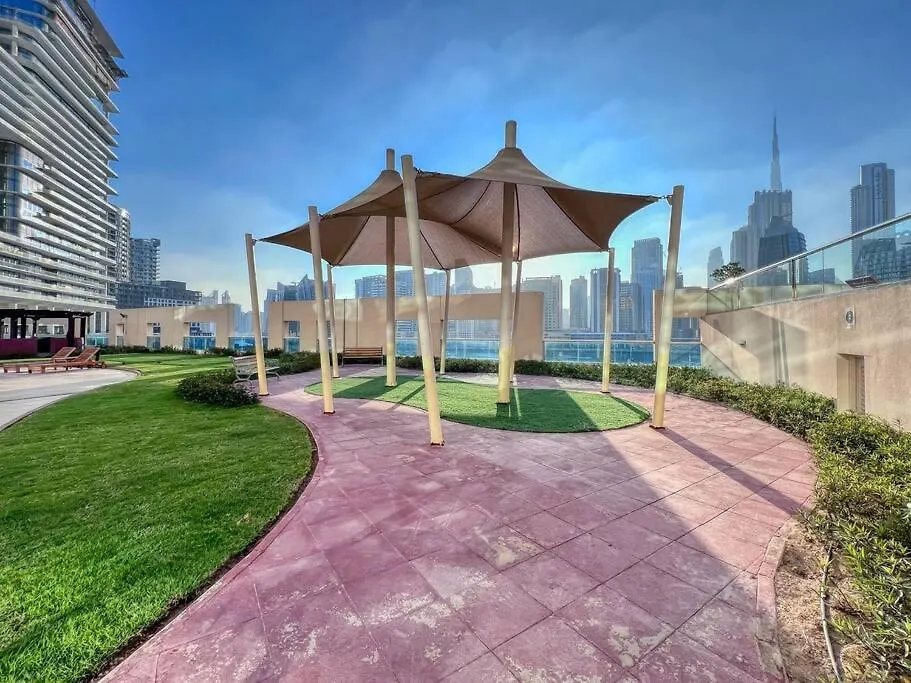 First Class 1Br Stylish With Burj Khalifa View Dubai Apartment